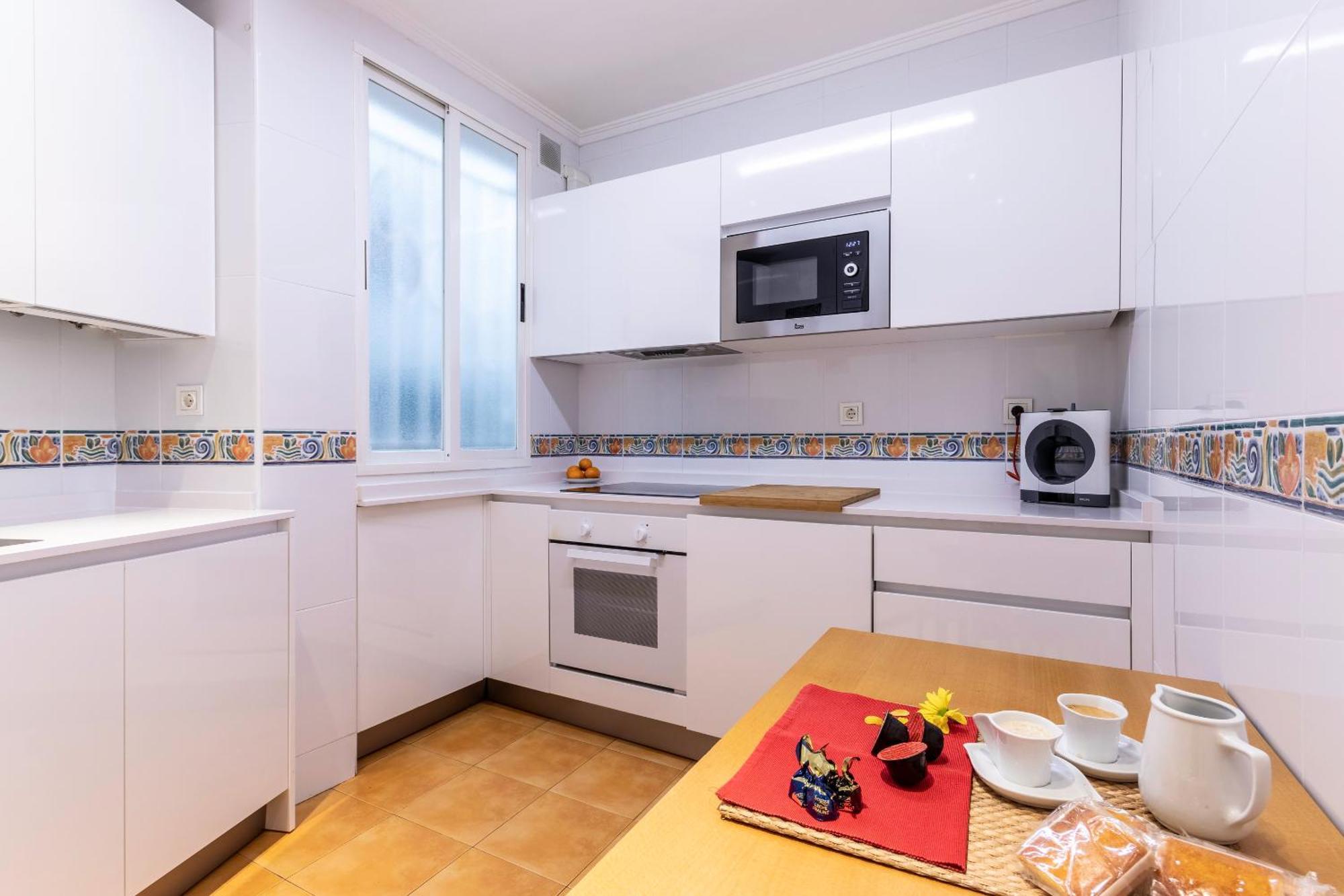 San Mames Apartment - Free Parking Bilbao Bagian luar foto